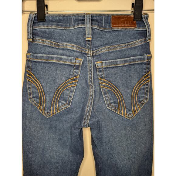 Hollister Junior Jeans, Dark Wash Soft Stretch High Rise Flare Jeans, Sz 000/23S - Picture 7 of 8